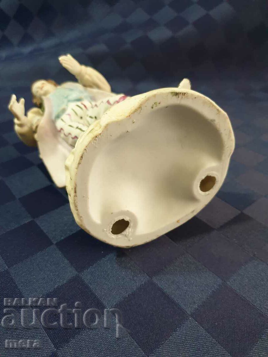 Porcelain figure - 6 Porcelain figure - 6