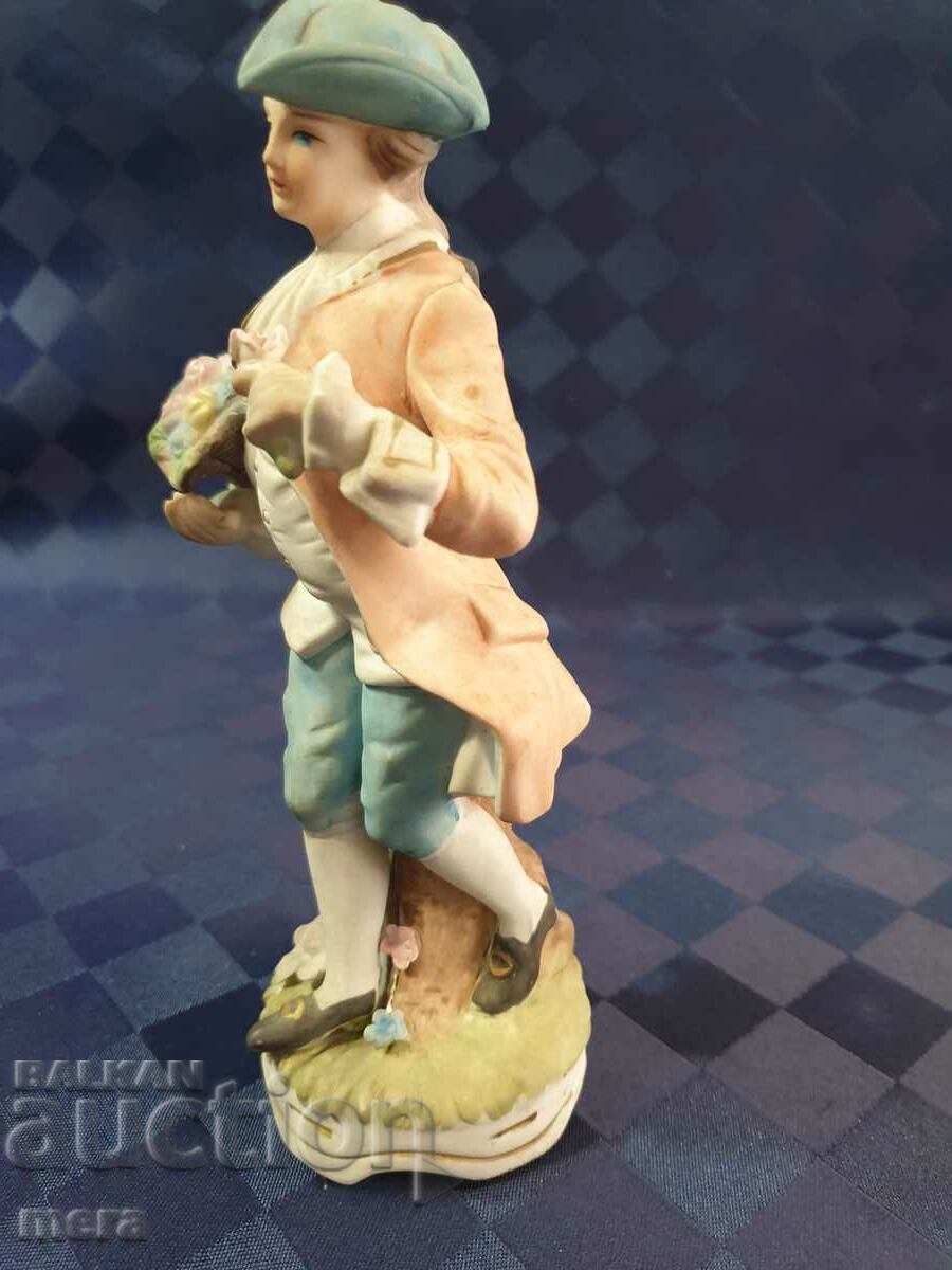 Auction  Porcelain figure