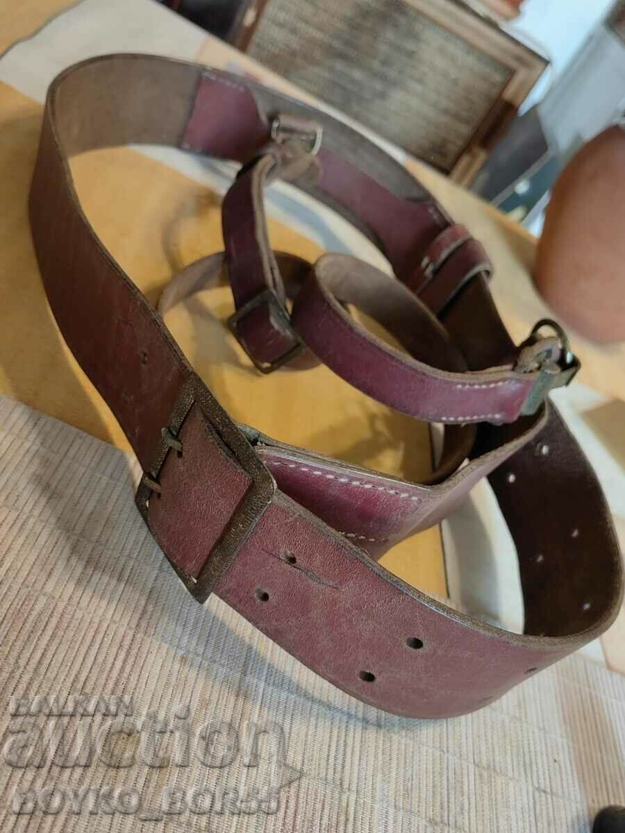 Оригинален Български Военен Офицерски Колан 1930-40те г с цена 65.00 лв. | € 33.23 Оригинален Български Военен Офицерски Колан 1930-40те г с цена 65.00 лв. | € 33.23