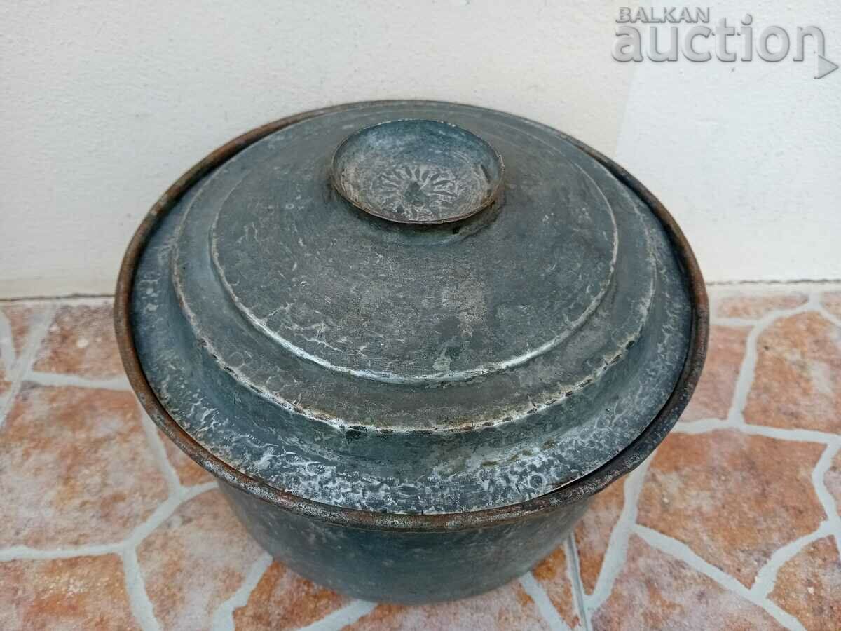 Auction Antique Revival Pot, Copper Copper Pot with Lid Auction Antique Revival Pot, Copper Copper Pot with Lid