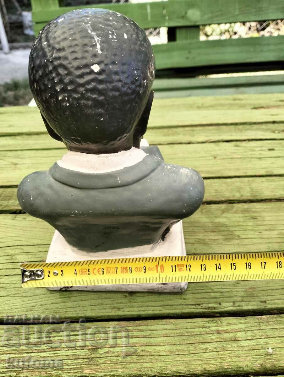 Ceramic figure - 5 Ceramic figure - 5