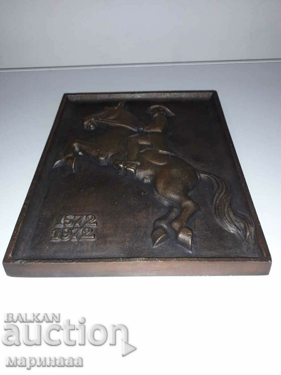 Auction OLD CAST IRON PANEL. 1.806 KG Auction OLD CAST IRON PANEL. 1.806 KG