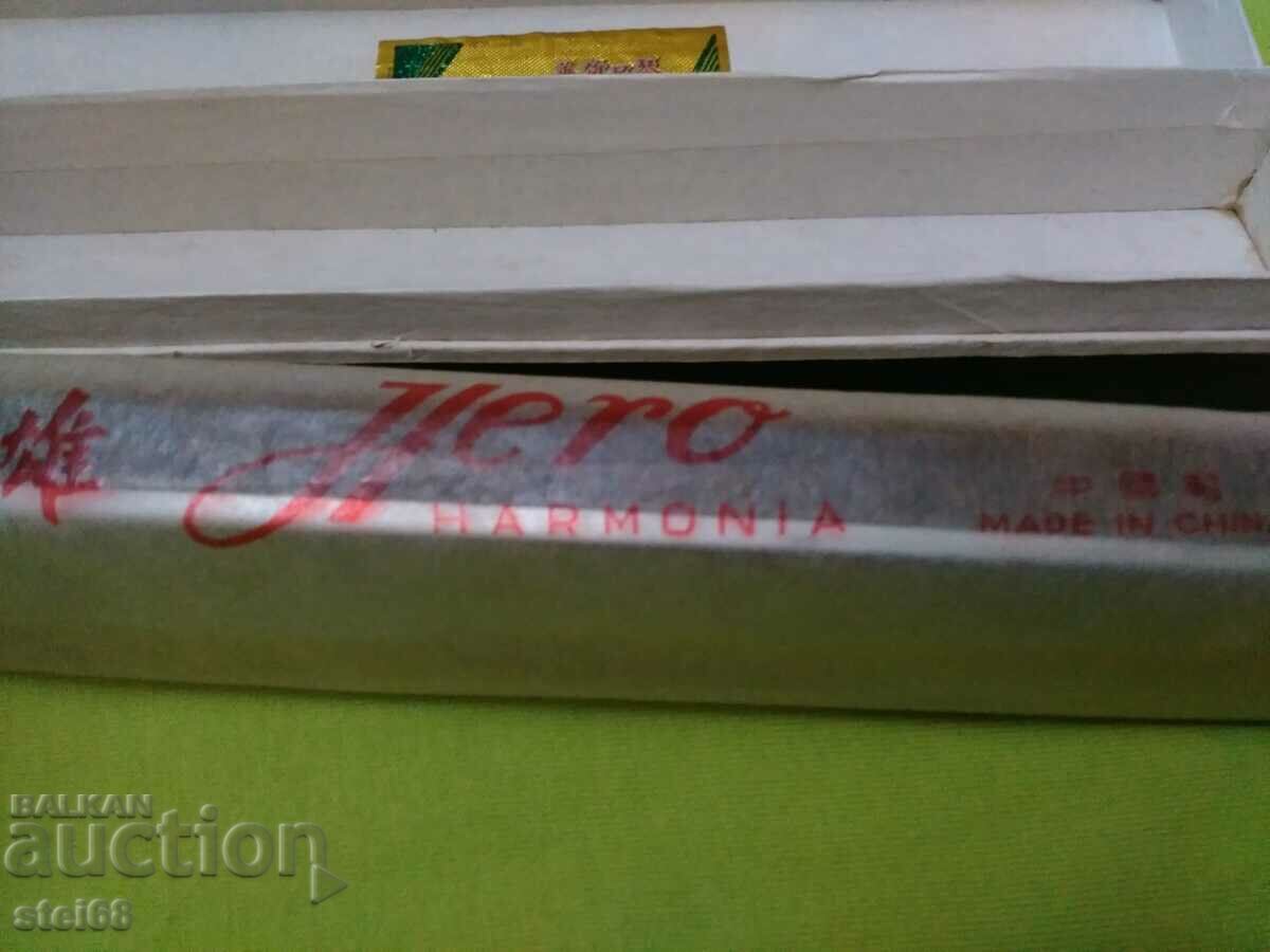 ARMONICA-- EROU cu preț 20.00 BGN | € 10.23 ARMONICA-- EROU cu preț 20.00 BGN | € 10.23