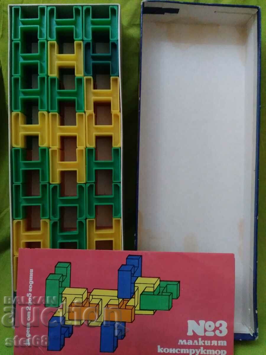 AN OLD CHILDREN'S GAME--THE LITTLE CONSTRUCTOR - 5