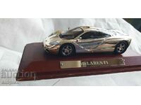 1:43 McLaren collectible model