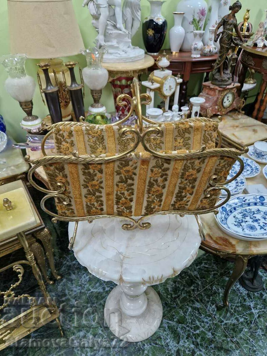 Страхотна белгийска барокова стойка за вестници с цена 155.00 лв. | € 79.25 Страхотна белгийска барокова стойка за вестници с цена 155.00 лв. | € 79.25