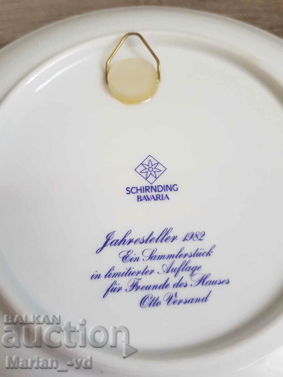 Delivery of Porcelain Christmas wall plate by Hans Joachim Krantz Delivery of Porcelain Christmas wall plate by Hans Joachim Krantz