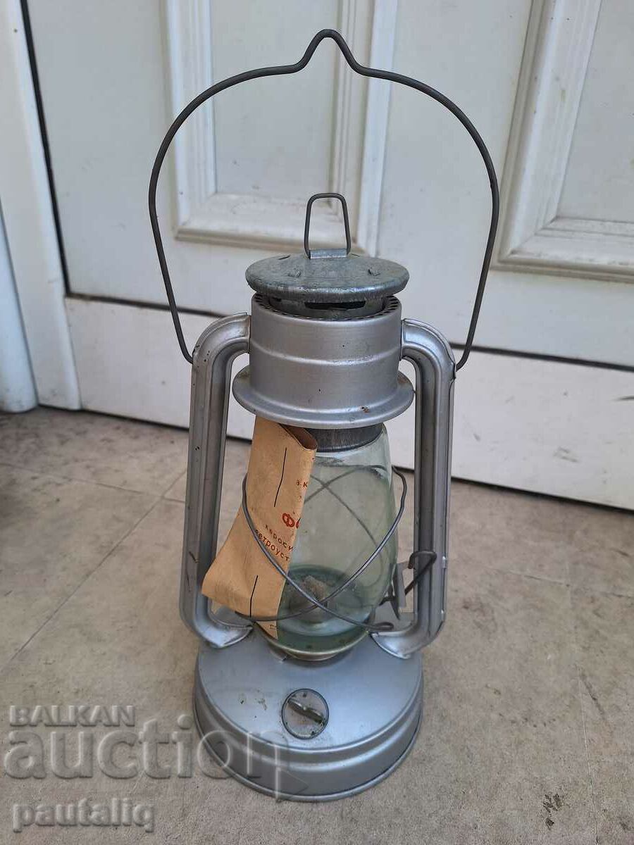 GAS LAMP LANTERN