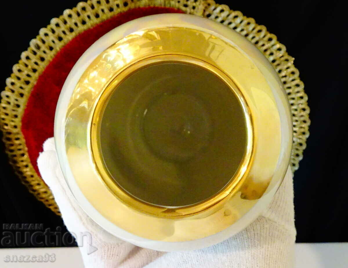 Delivery of Vase Bavarian porcelain 24k Gold, ingot pure gold