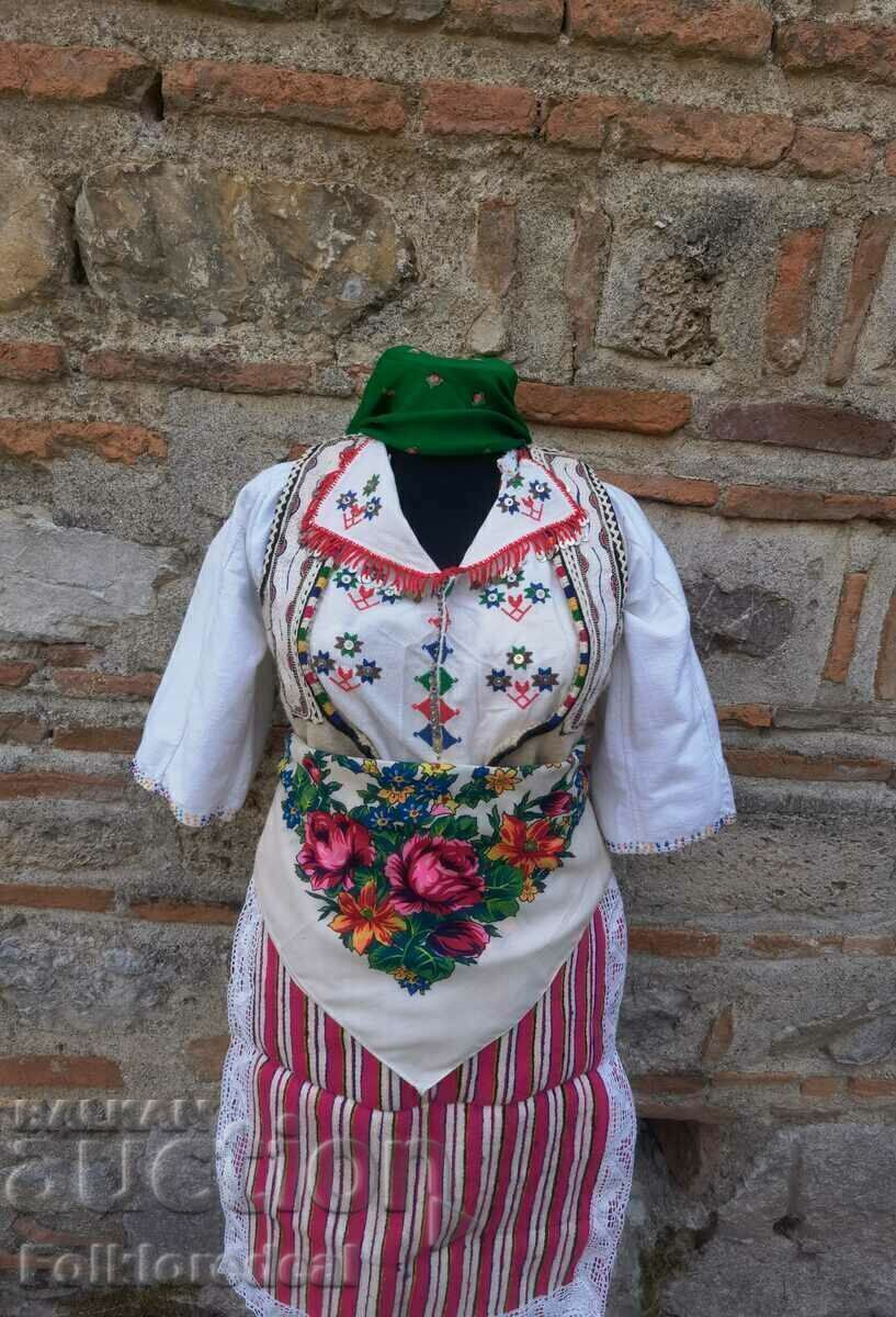 Costum de fecioara din Ohridsko Pole, satele Mesheishta, Volino... cu preț € 255.65 | 500.01 BGN