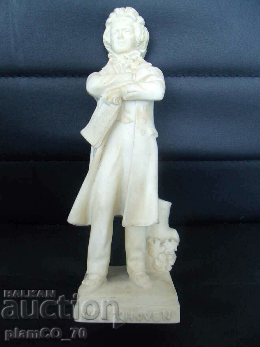 No.*7654 old figure / statuette - BEETHOVEN - 5 No.*7654 old figure / statuette - BEETHOVEN - 5