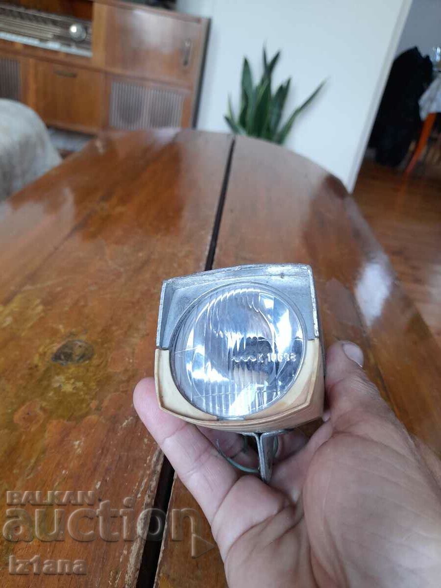 Bicycle headlight, Mondial bike with price 22.00 BGN | € 11.25 Bicycle headlight, Mondial bike with price 22.00 BGN | € 11.25