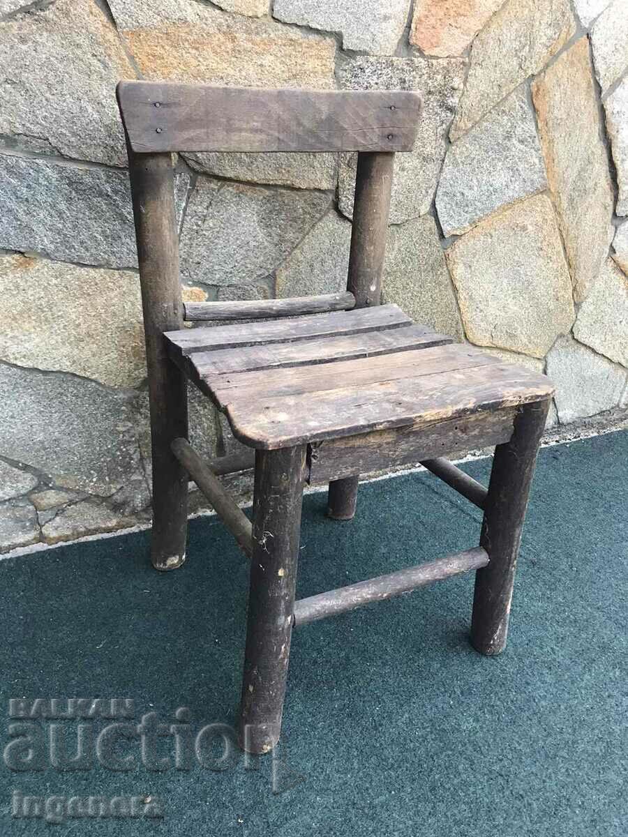 CHAIR CHAIR SMALL WOOD ANTIQUE