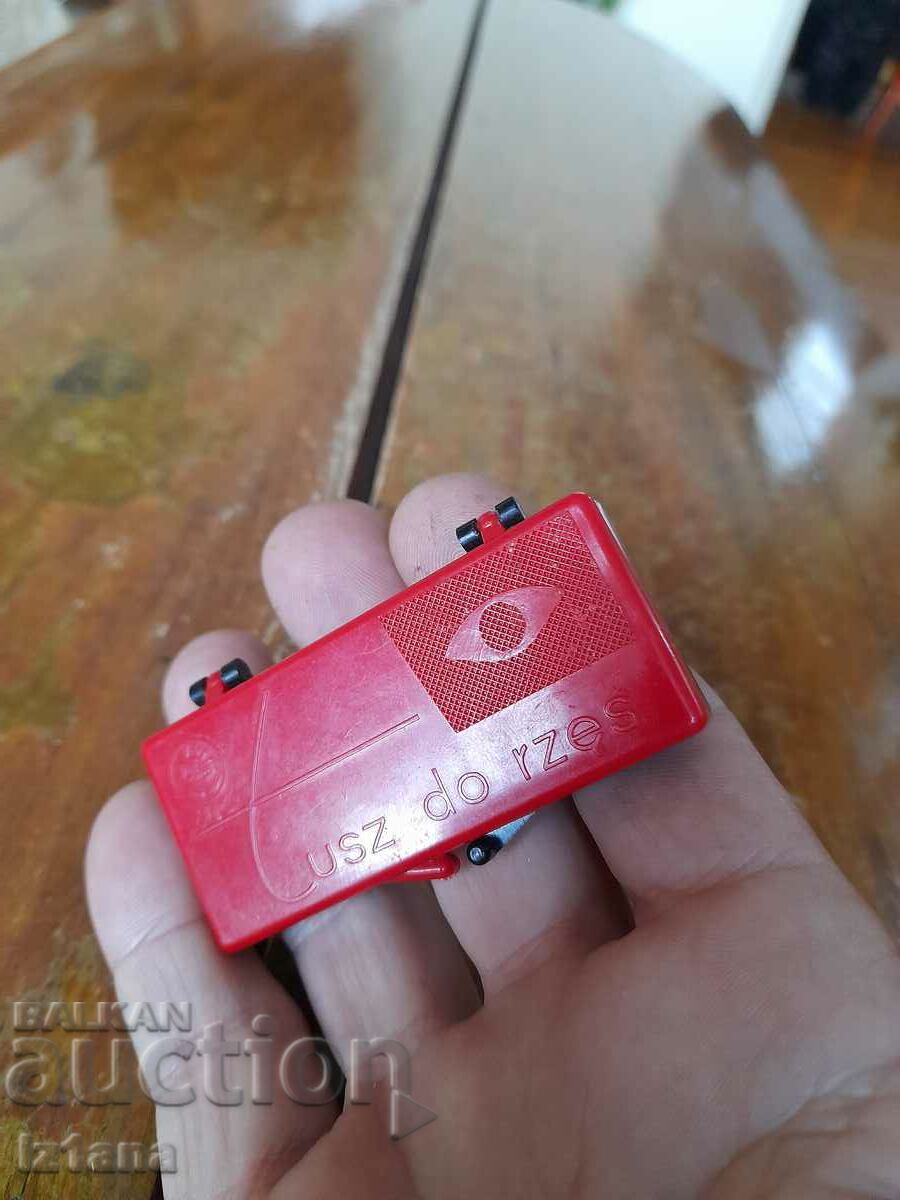 Licitație Crema veche de gene Licitație Crema veche de gene