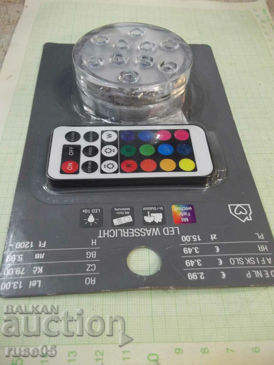 Lampă cu apă LED care schimbă culoarea cu telecomandă nouă - 7