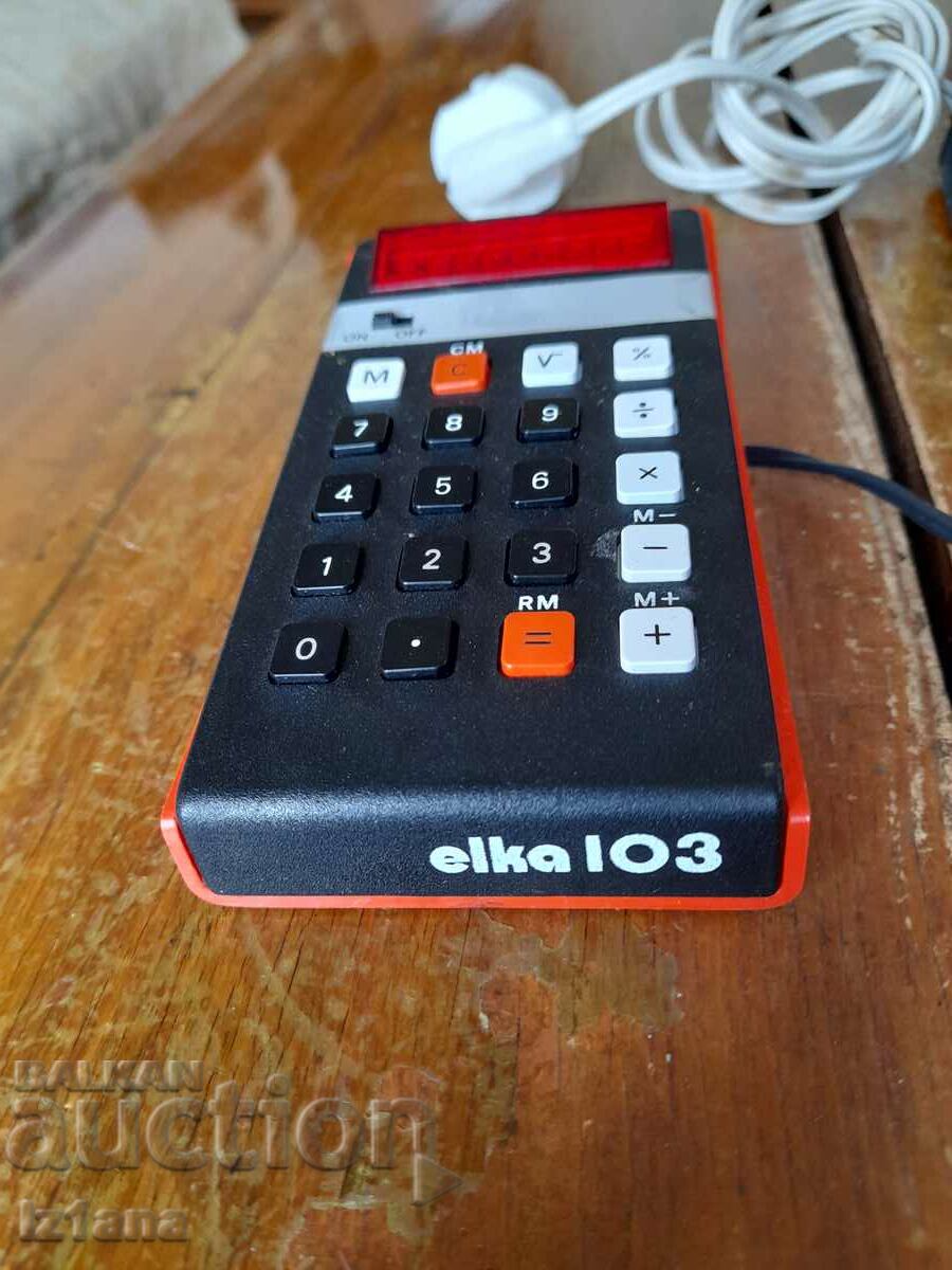 Vechiul calculator Elka 103 cu preț 110.00 BGN | € 56.24