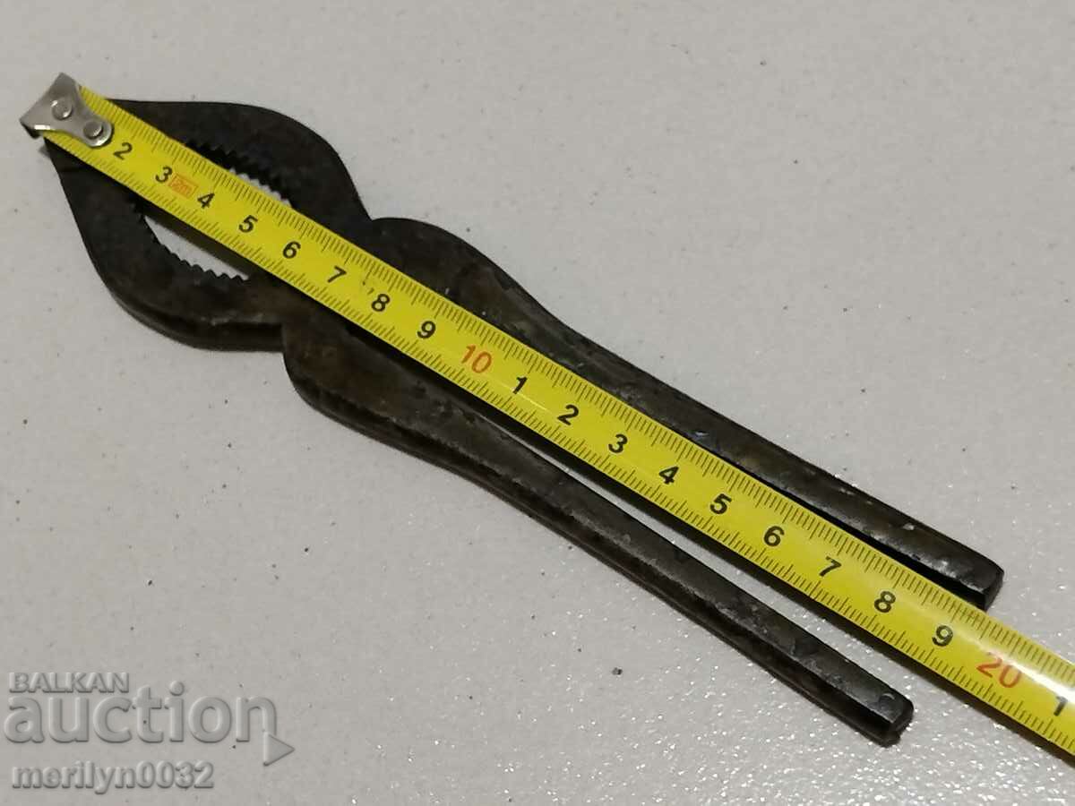 Delivery of An old nutcracker from Soca NRB Delivery of An old nutcracker from Soca NRB