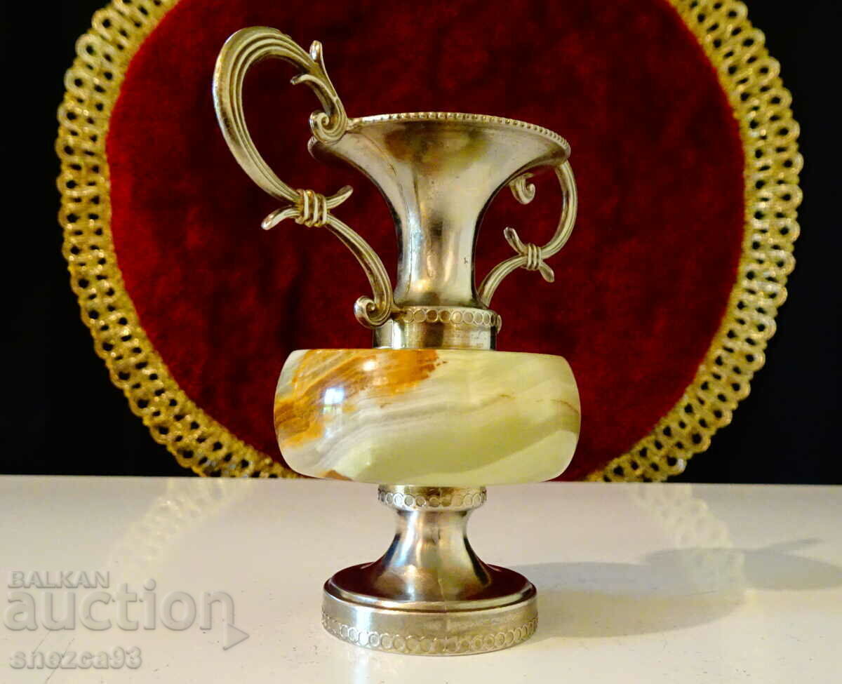 Silver plated onyx vase. with price 16.00 BGN | € 8.18 Silver plated onyx vase. with price 16.00 BGN | € 8.18