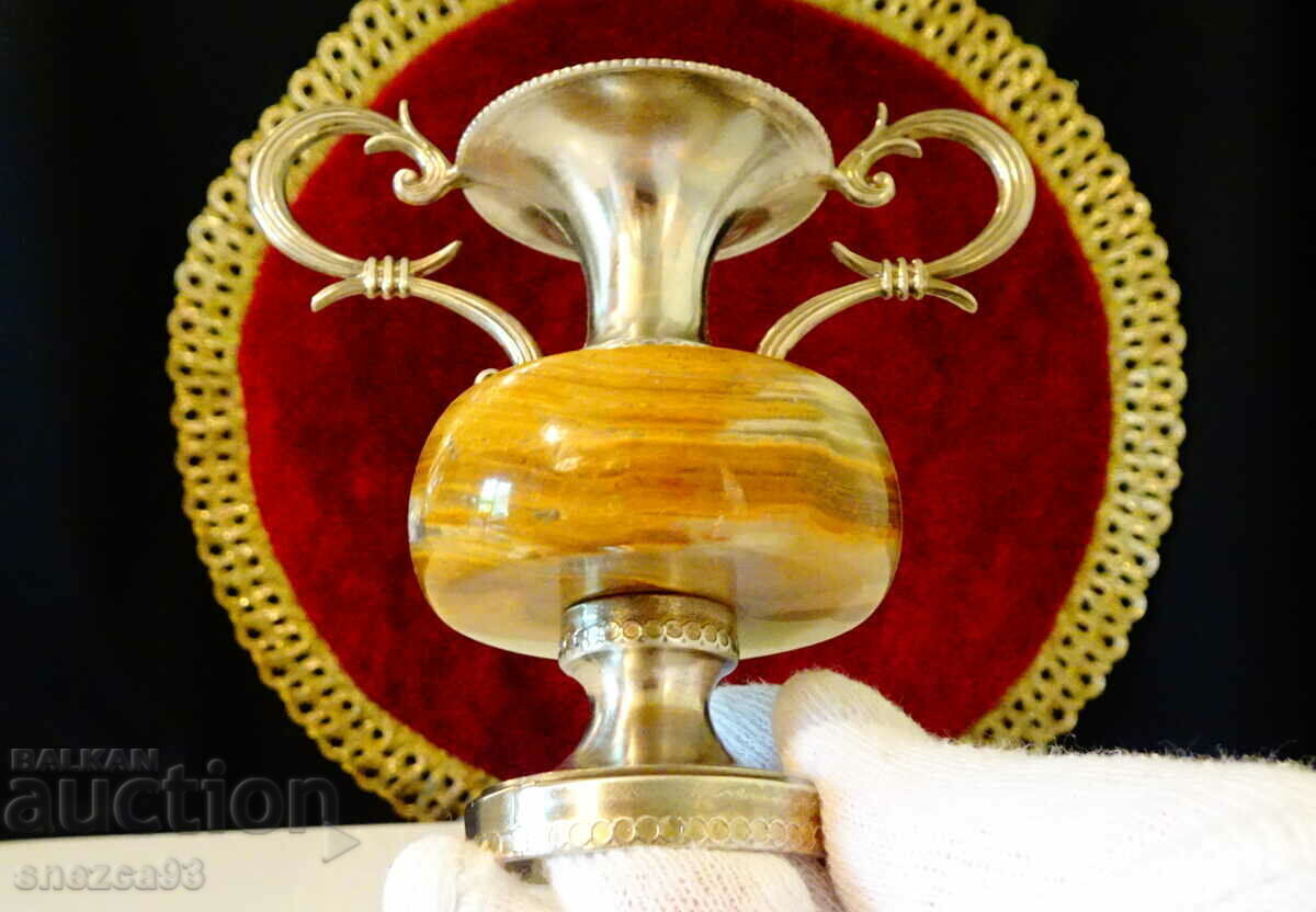Silver plated onyx vase. - 5 Silver plated onyx vase. - 5