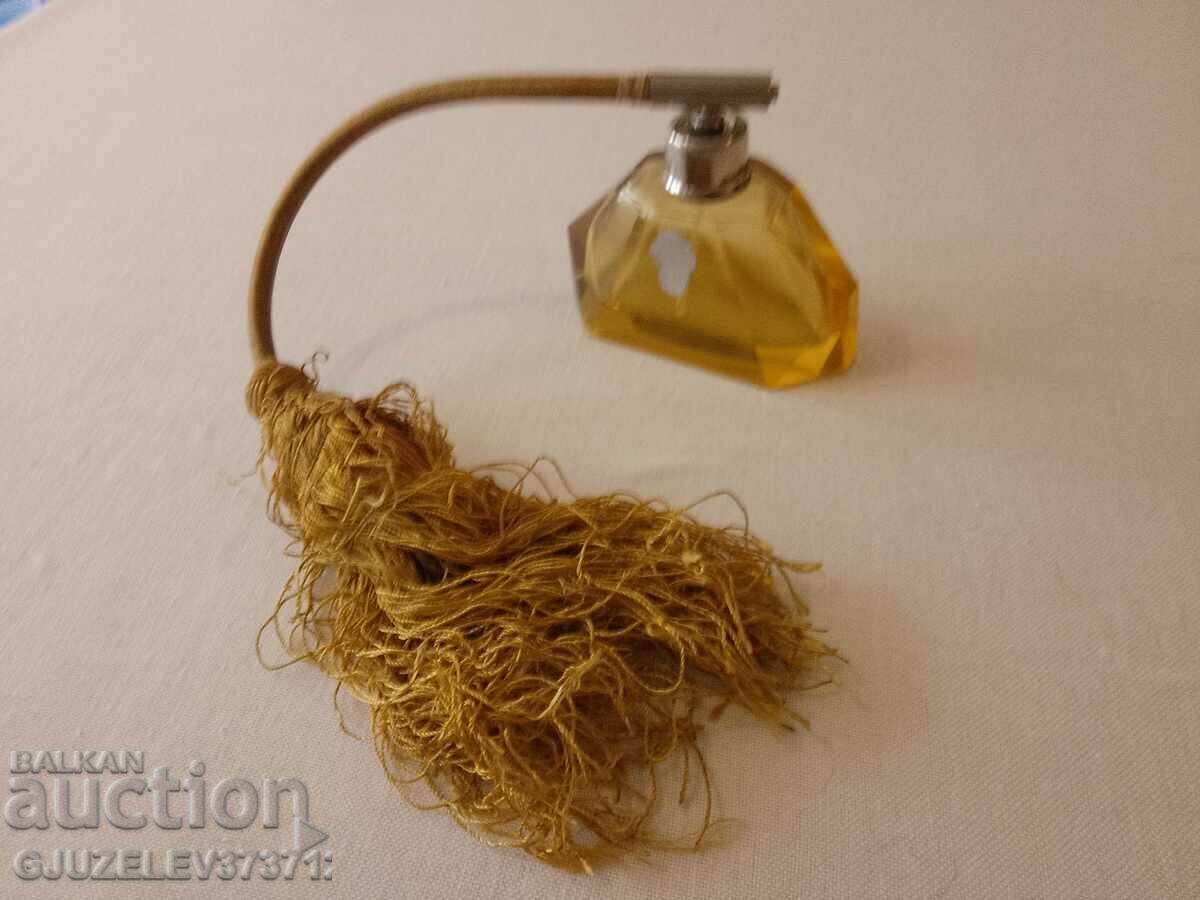 Old Crystal Perfume Bottle with price 79.00 BGN | € 40.39 Old Crystal Perfume Bottle with price 79.00 BGN | € 40.39