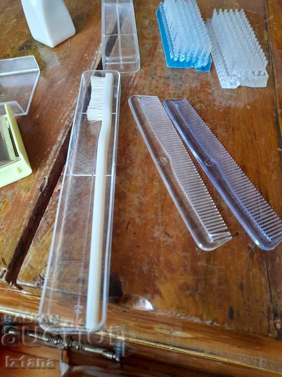 Licitație Trusa de bărbierit bătrâni, igiena personală Licitație Trusa de bărbierit bătrâni, igiena personală