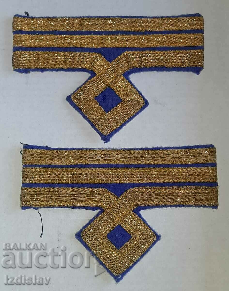 Δημοπρασία Βούλγαρος ναύαρχος, Ναυτικό κοινωνικά περιβραχιόνια