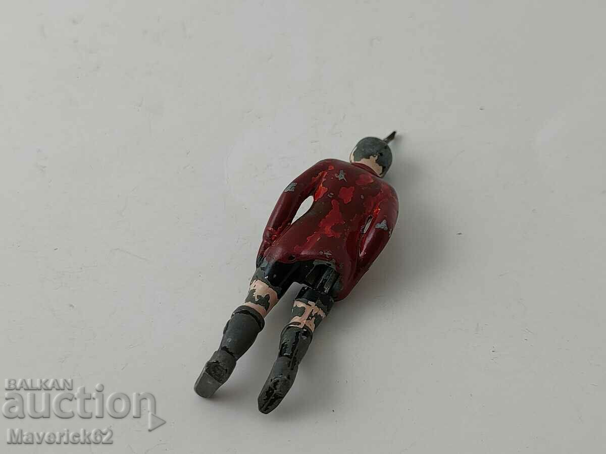 Delivery of Football player metal figure