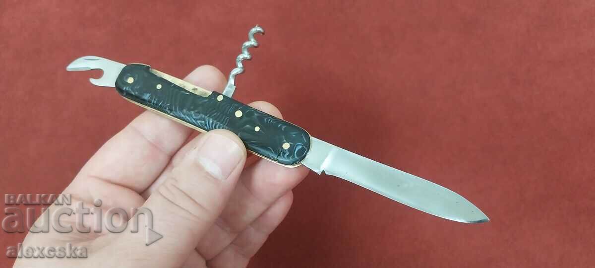 Delivery of Pocket knife - Hammer and Sickle Delivery of Pocket knife - Hammer and Sickle