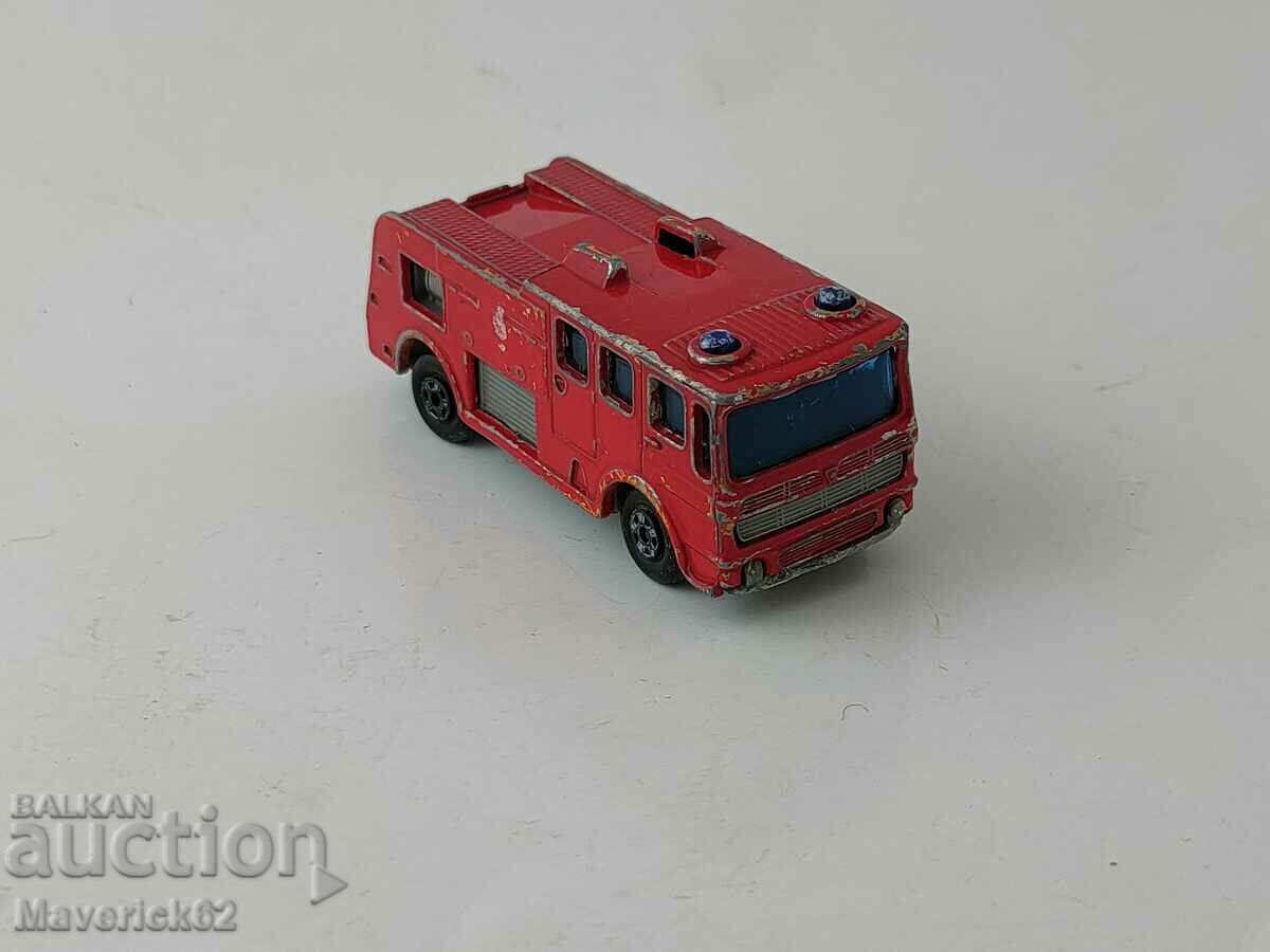 Metal Fire Truck Matchbox 1969 - 5