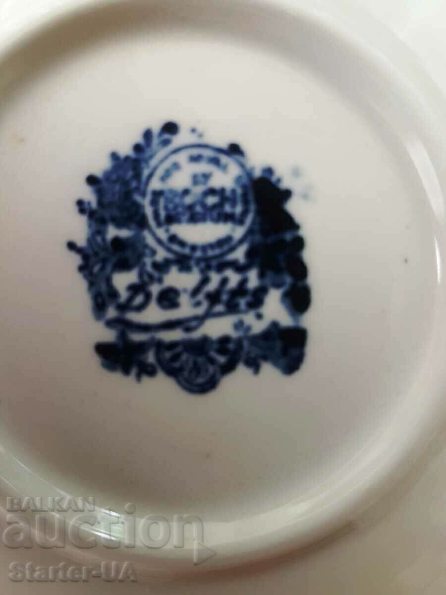 Souvenir plate "BOCH DELFTS". Porcelain - 5