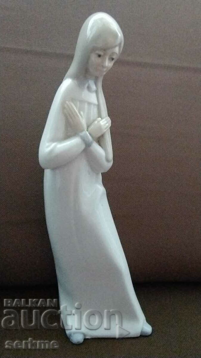 Porcelain figure - 5