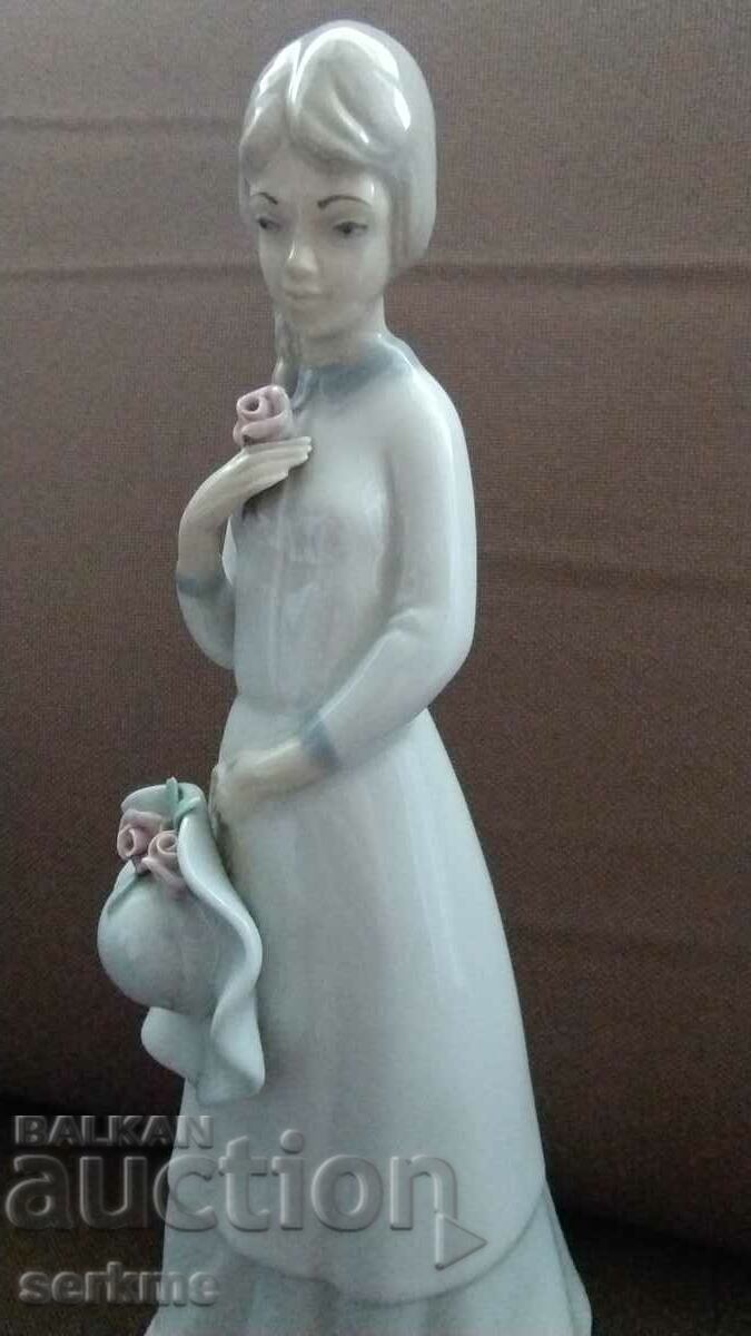 Porcelain figure - 5