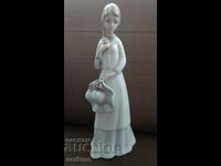 Porcelain figure