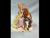 Porcelain composition of two lovers