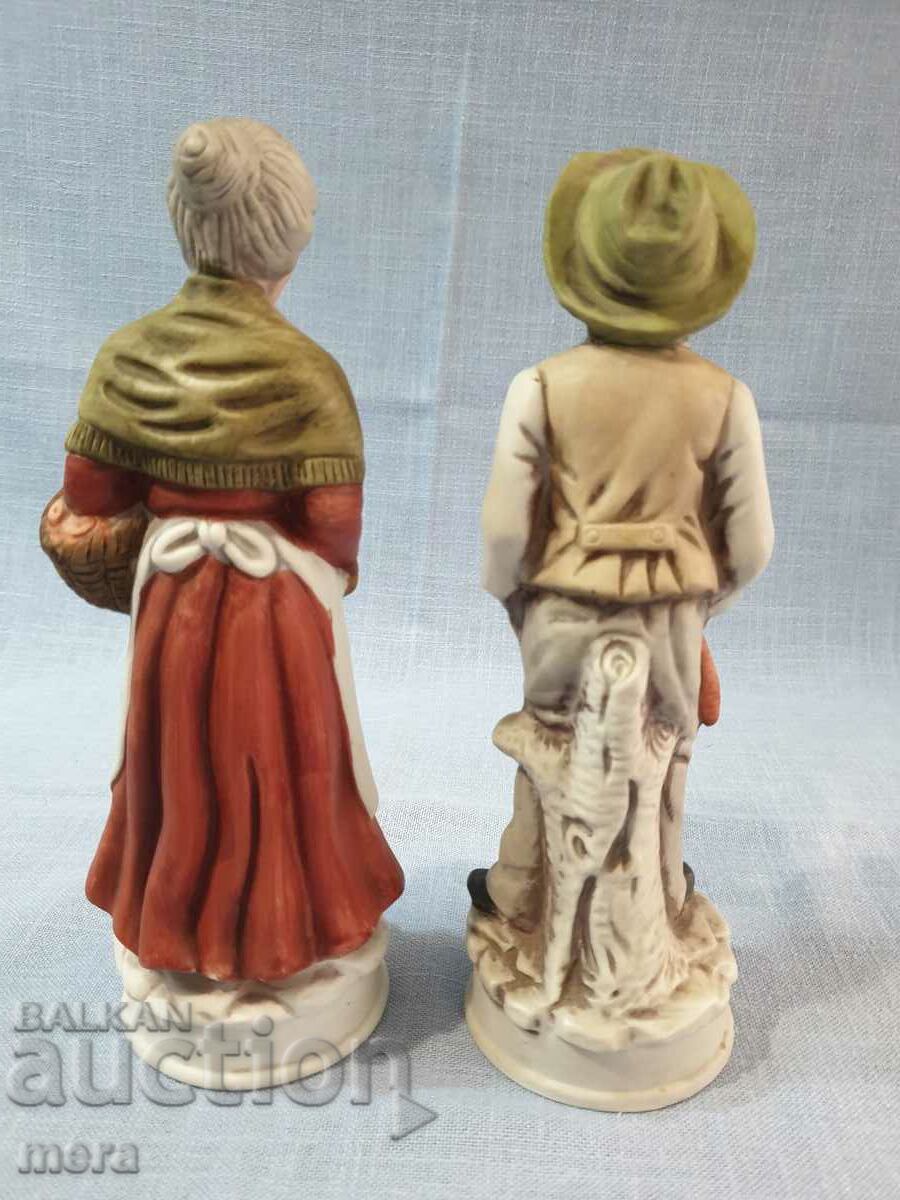 Porcelain figures - 5 Porcelain figures - 5