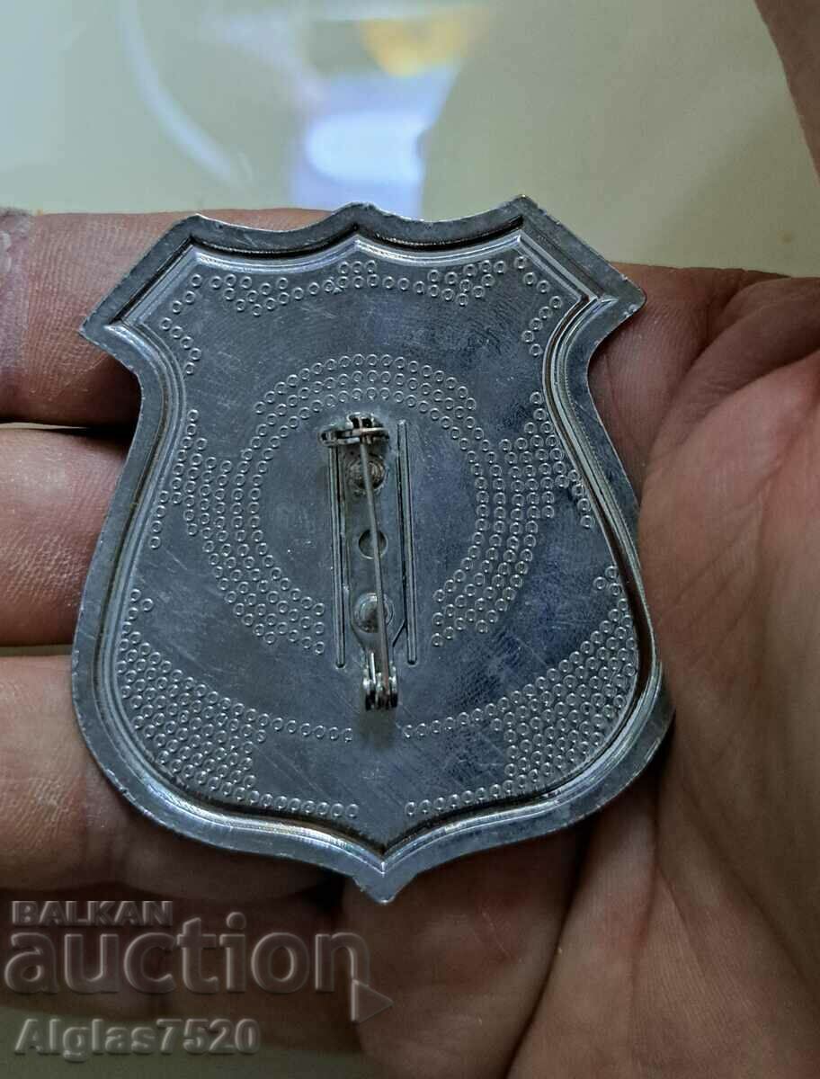 American police badge with price 10.00 BGN | € 5.11 American police badge with price 10.00 BGN | € 5.11