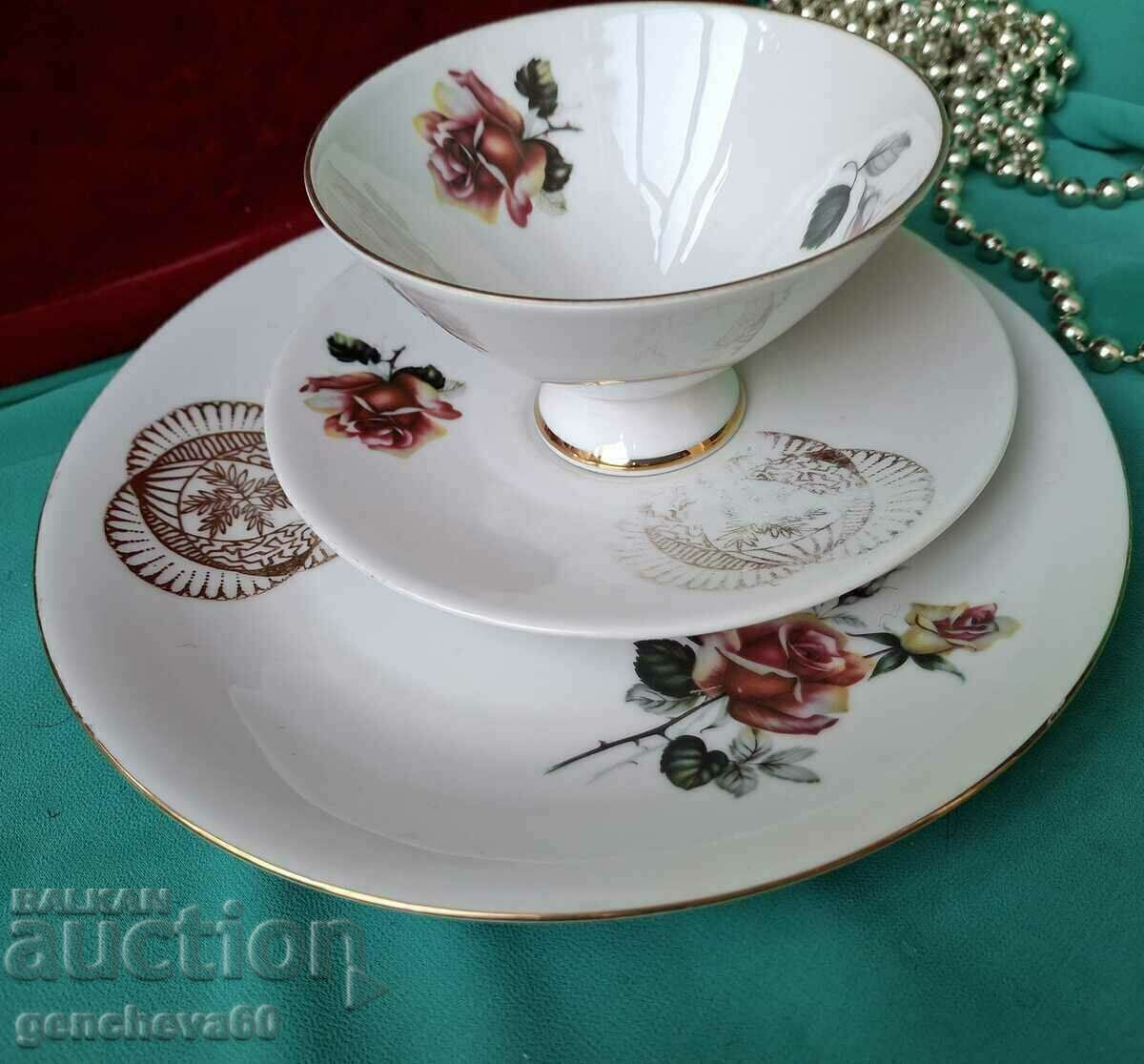 Όμορφο σετ τριών τεμαχίων πορσελάνης για καφέ/BAVARIA με τιμή 25.00 BGN | € 12.78