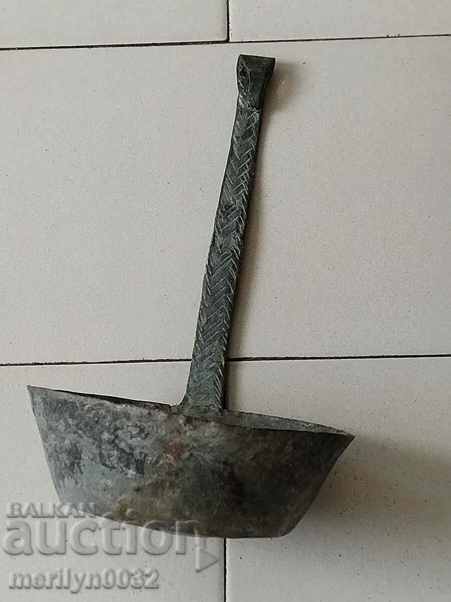 Delivery of Old copper ladle copper, copper vessel, yamak kishkil cap Delivery of Old copper ladle copper, copper vessel, yamak kishkil cap