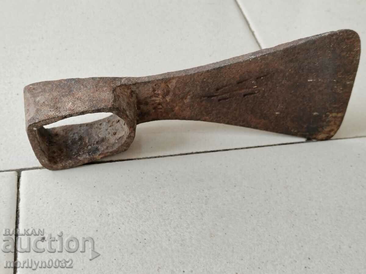 Auction Old blade, farm tool, pitchfork, wrought iron Auction Old blade, farm tool, pitchfork, wrought iron