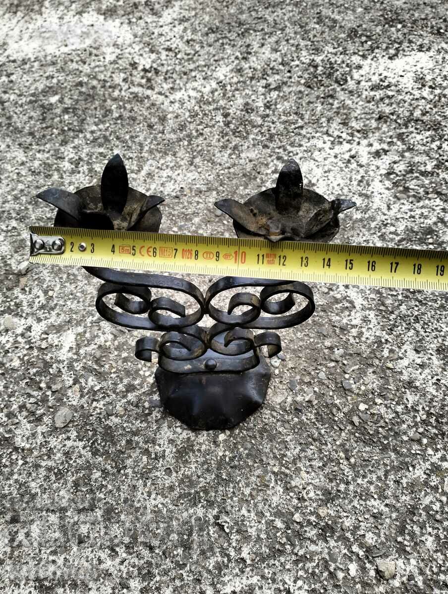 Auction Iron candlestick Auction Iron candlestick