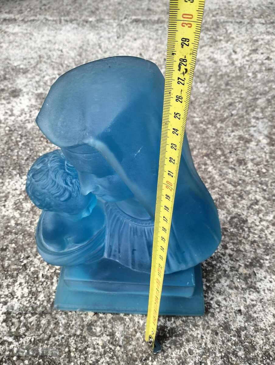 Auction Statuette of the Virgin and Child Auction Statuette of the Virgin and Child