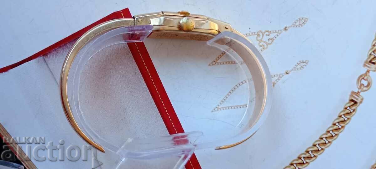 Delivery of Gold women's watch CAUNY - 18k bracelet - 1960