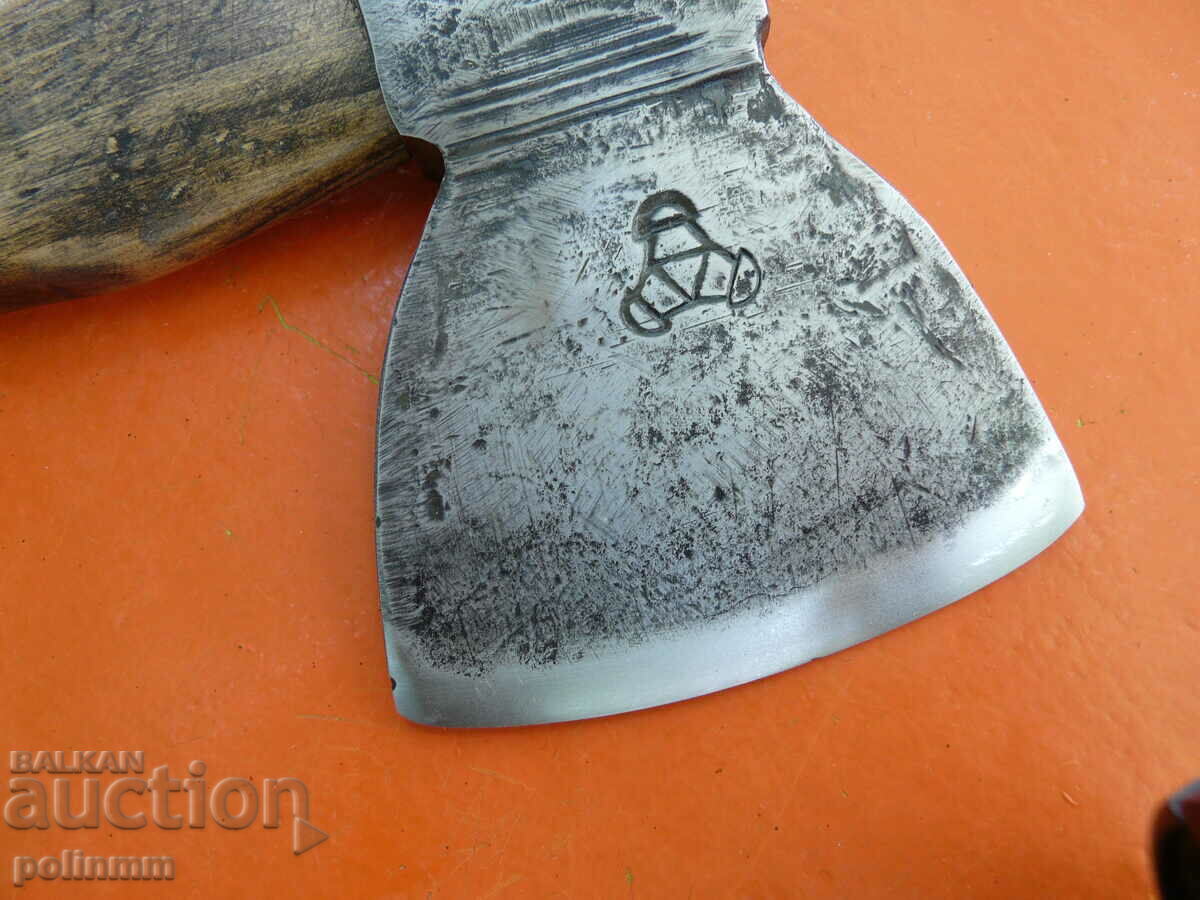 Auction Bundeswehr Ax - 524 Auction Bundeswehr Ax - 524