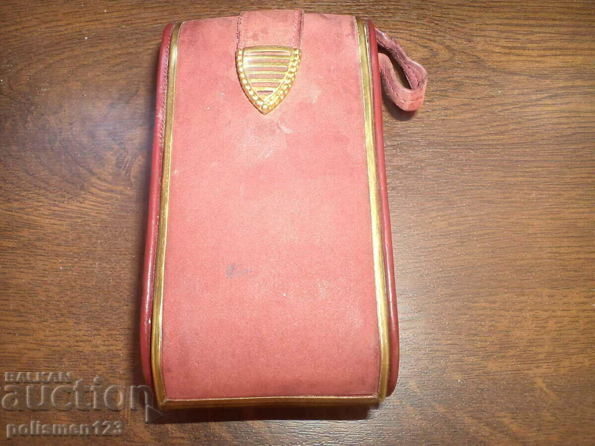 BINOCULARS - 7 BINOCULARS - 7