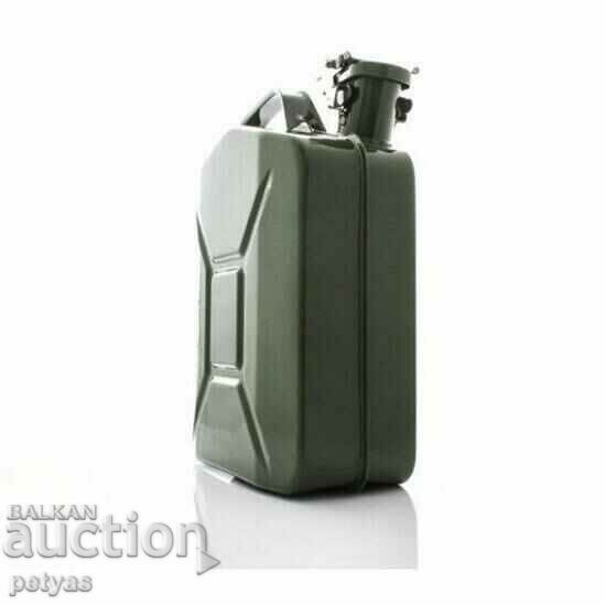 Auction  Fuel tank, 5 l, metal