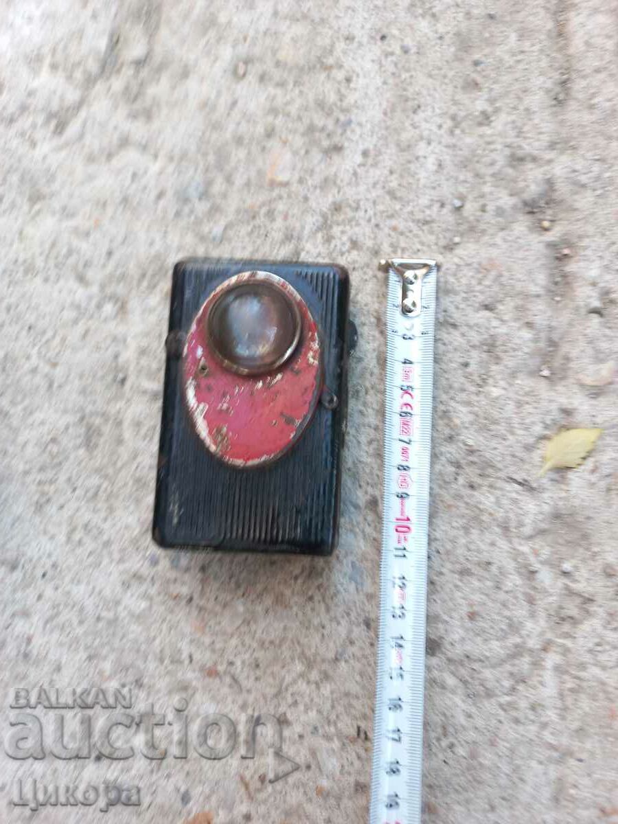 OLD FLASHLIGHT - 6 OLD FLASHLIGHT - 6