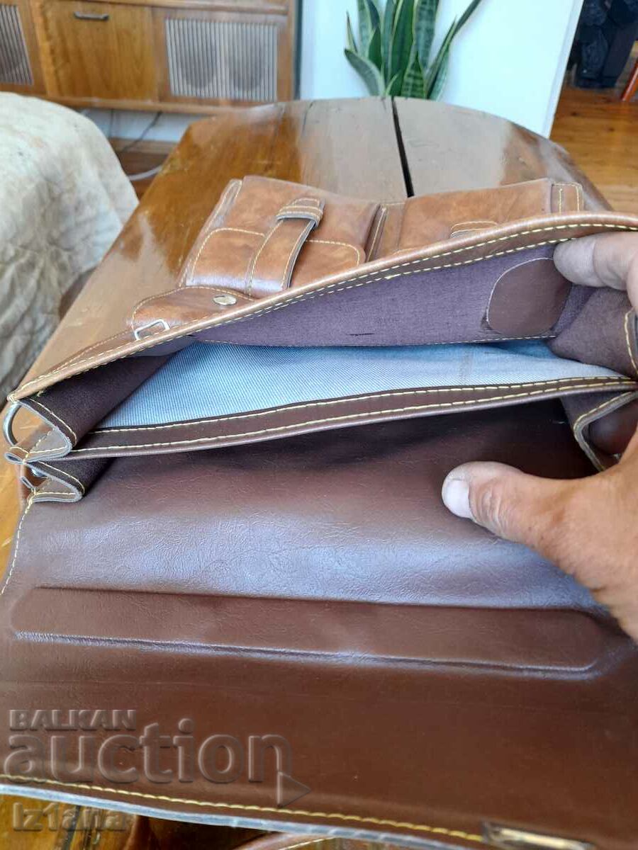 Geanta de scoala veche - 5 Geanta de scoala veche - 5