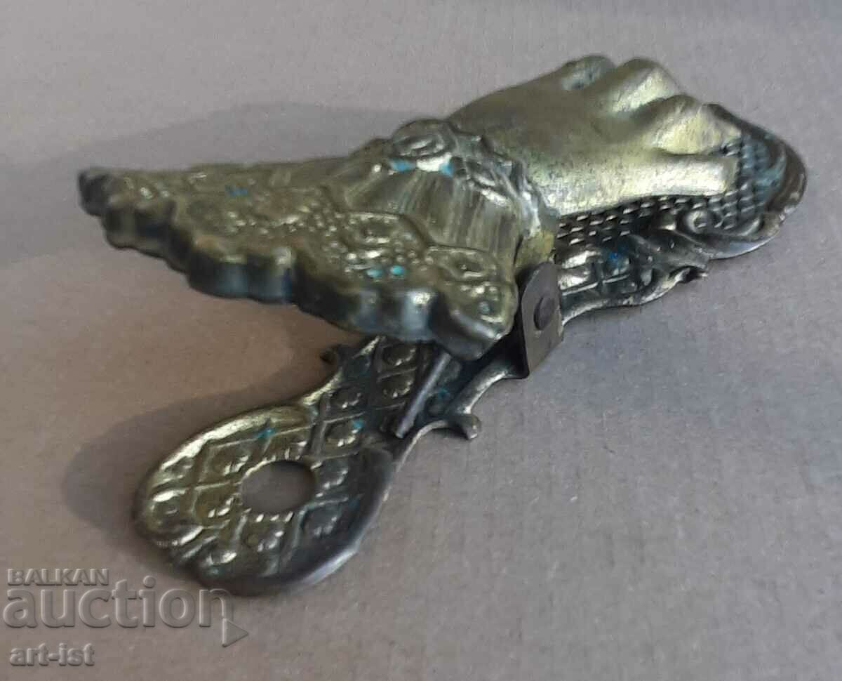 Delivery of A unique bronze Victorian letter clip Delivery of A unique bronze Victorian letter clip