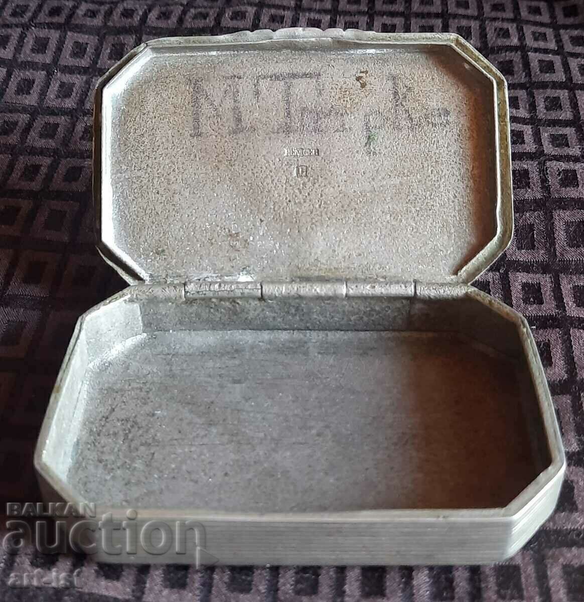 Antique Sailor's Snuff Box. - 7 Antique Sailor's Snuff Box. - 7