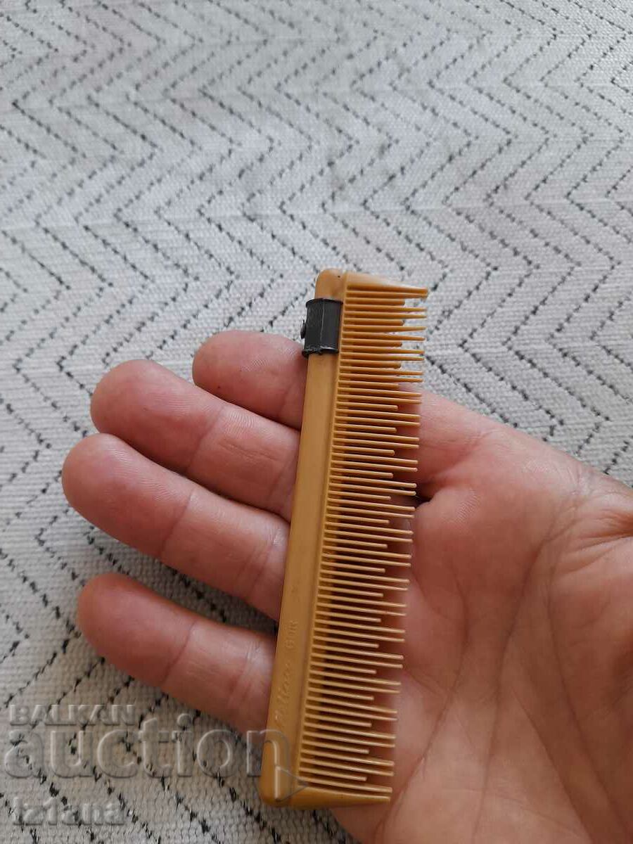 Delivery of Old comb, comb